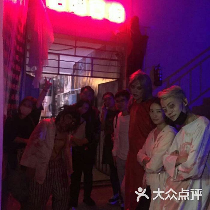 招魂宾馆-大型真人惊悚鬼屋密室