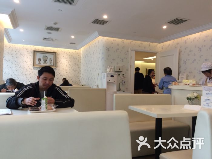 爱康国宾上海西康路体检中心(西康路店)-小餐厅