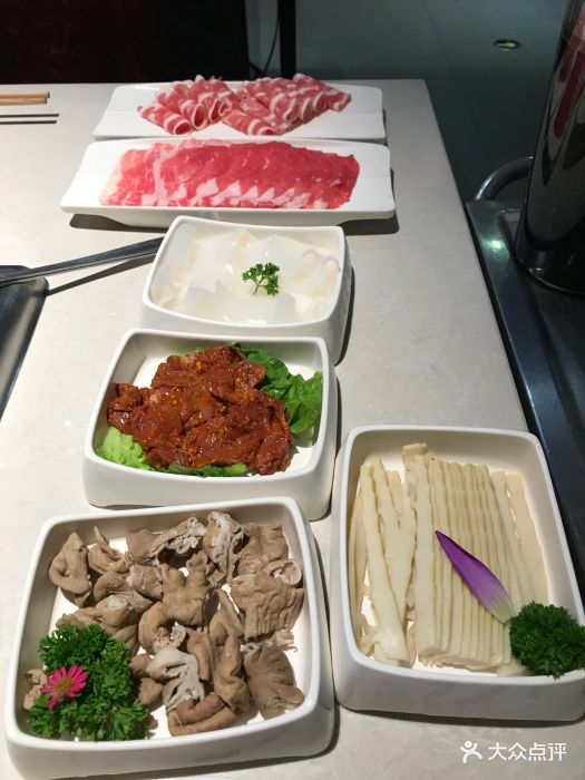 海底捞火锅(汉京大厦店)捞派嫩羊肉图片 - 第1张