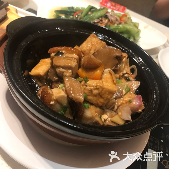 烧肉豆腐火腩煲