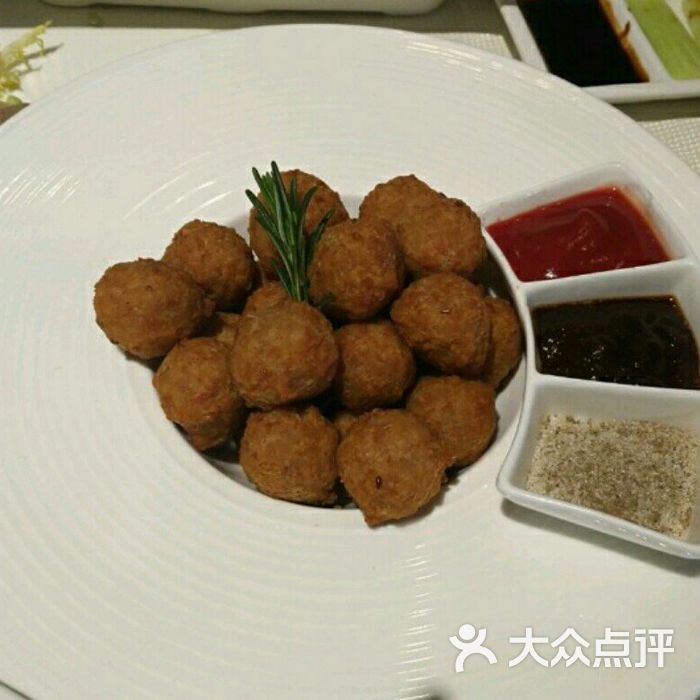 四季民福烤鸭店
