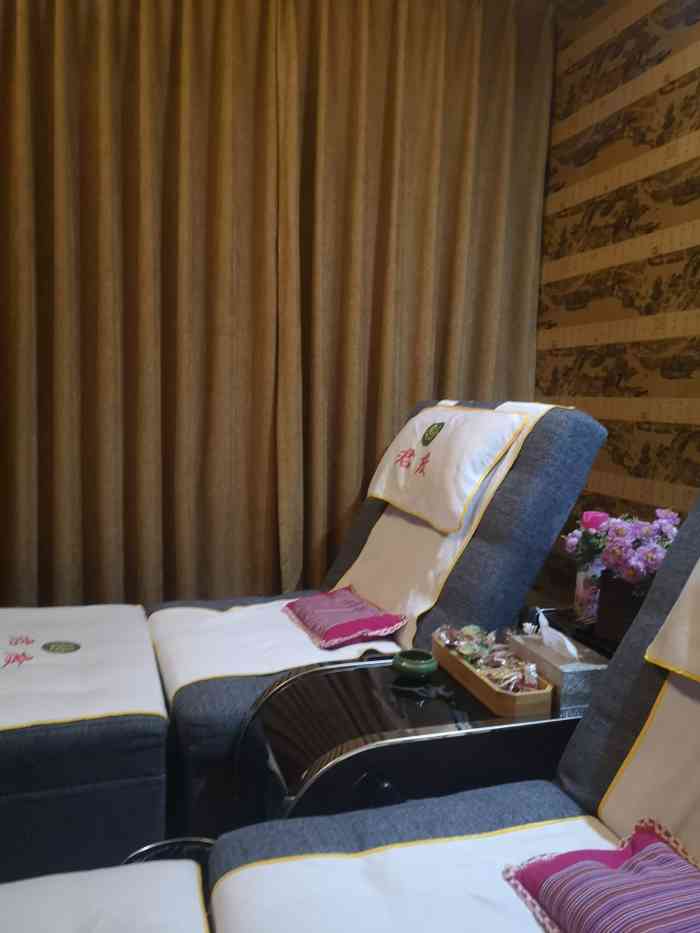 天福足道养生馆(洋桥店)-"技师手法还挺不错 按的很 .