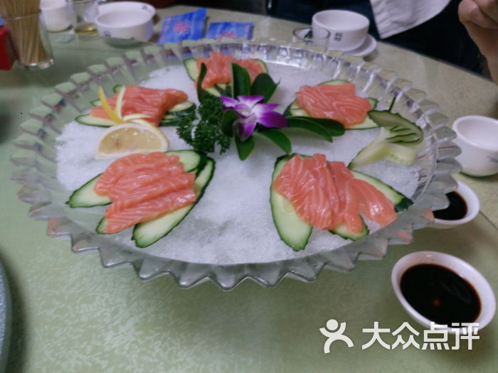 洒金珊瑚_珊瑚红洒金对联纸_金珊瑚海鲜坊(3)