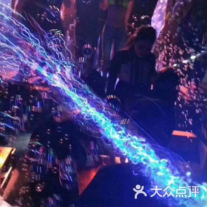 贵阳晚装空间club ktv