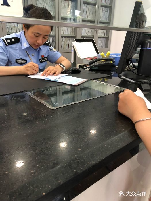 证下个月就到期了,这次军训.-真光路派出所-上