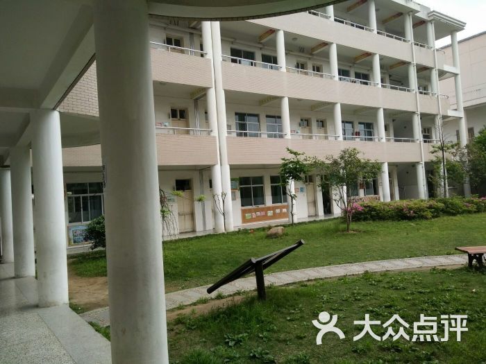 刘英小学图片 - 第2张