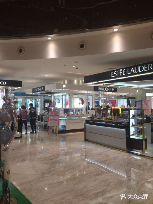 八佰伴(江阴店)图片