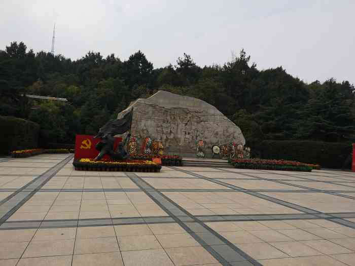 蜀山烈士陵园-"今天和小伙伴出来爬大蜀山,爬完大蜀山