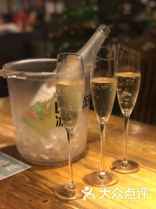 胡桃里青柠味起泡酒图片 - 第10张