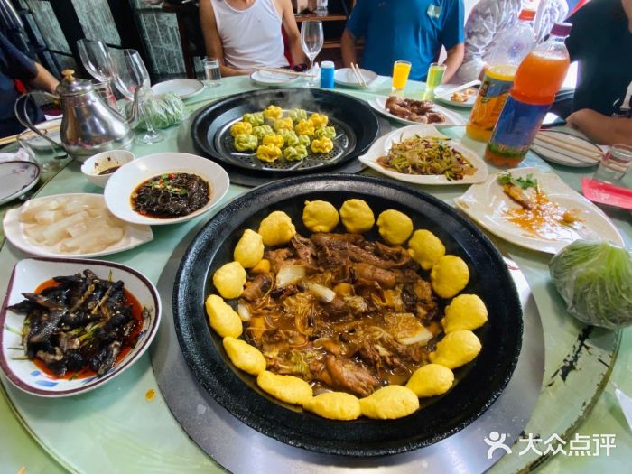 大鹅岛(三环新城总店)铁锅炖大鹅图片