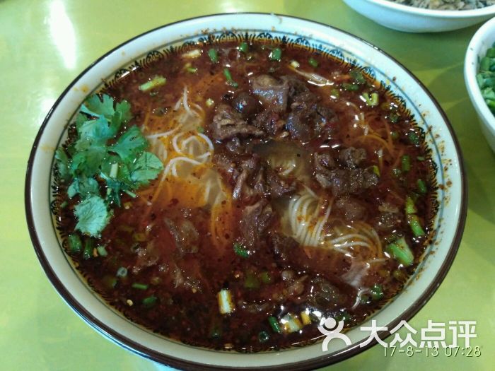 过桥米线-红烧牛肉米粉图片-西昌市美食-大众点评网