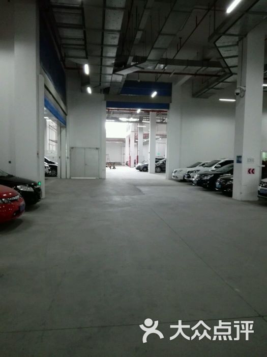 讯美科技广场地下停车场-图片-深圳爱车