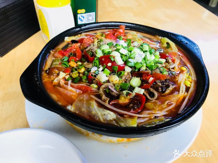 唐胖子砂锅米线(爱琴海店)泡椒锅底图片 - 第37张