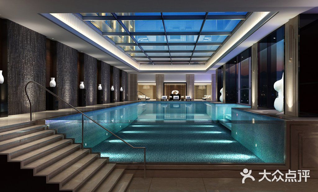 上海新桥绿地铂骊酒店-游泳池图片