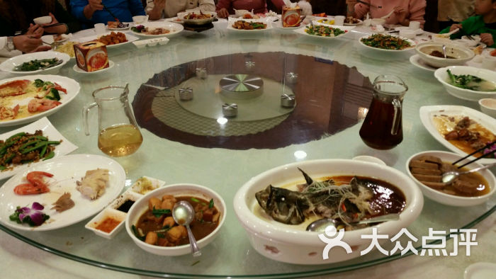 鸿星海鲜酒家年饭菜式_东海海鲜酒家_鸿星海鲜酒家老板