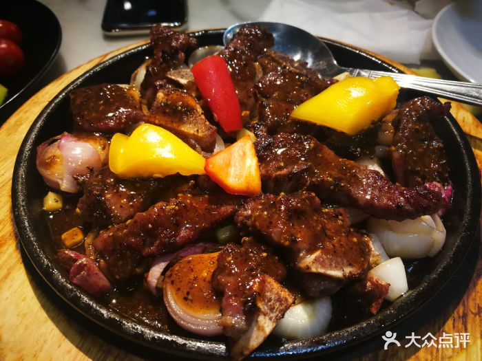 汤城小厨(汉光百货店-黑胡椒红葱啫牛仔骨图片-北京美食-大众点评网