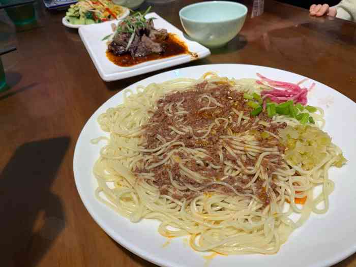 清真三升餐饮驰名干拌卤面-"第二次到西宁的第一顿饭.