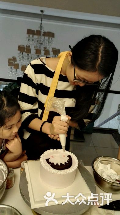 diy 樱桃小丸子生日蛋糕