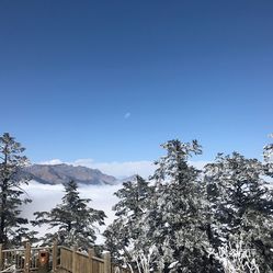 西岭雪山人均消费_西岭雪山(2)