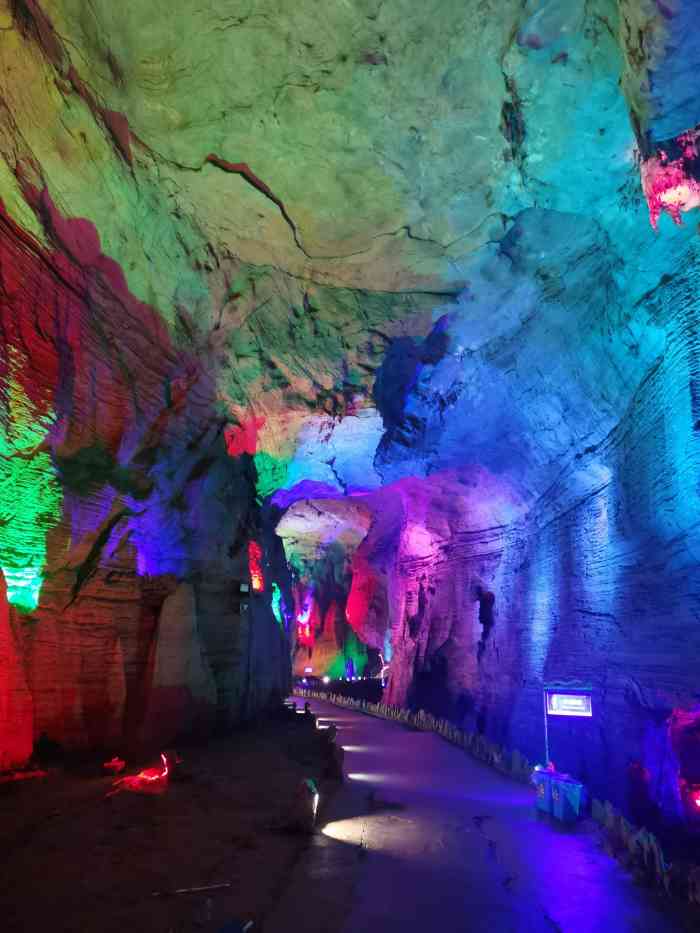 龙宫洞风景区-"交通:龙宫洞,位于江西省九江市彭泽县.