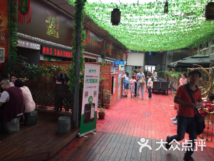 多伦多海鲜自助餐厅_国外海鲜主题餐厅设计_将军匙海鲜餐厅