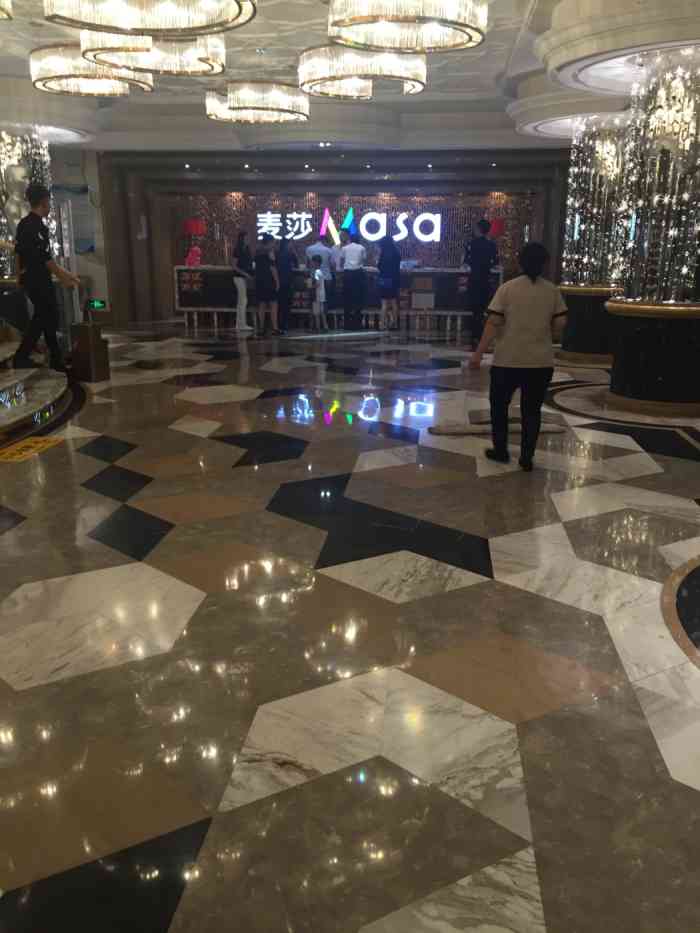 麦莎纯k量贩式ktv(国贸店"跟着朋友来过一次,来的时候房间已经开好