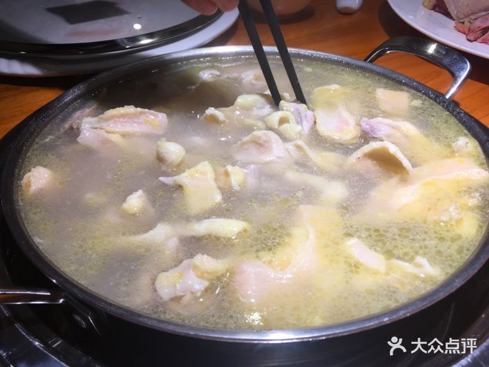 山雨泉水鸡火锅(团结湖店)图片