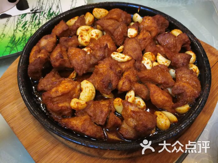 良友青岛菜(馆陶路店)蒜香铁板烤肉图片 - 第3张