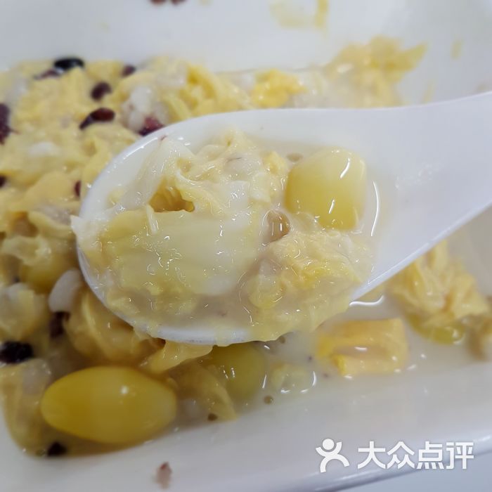 香港华心糖水铺