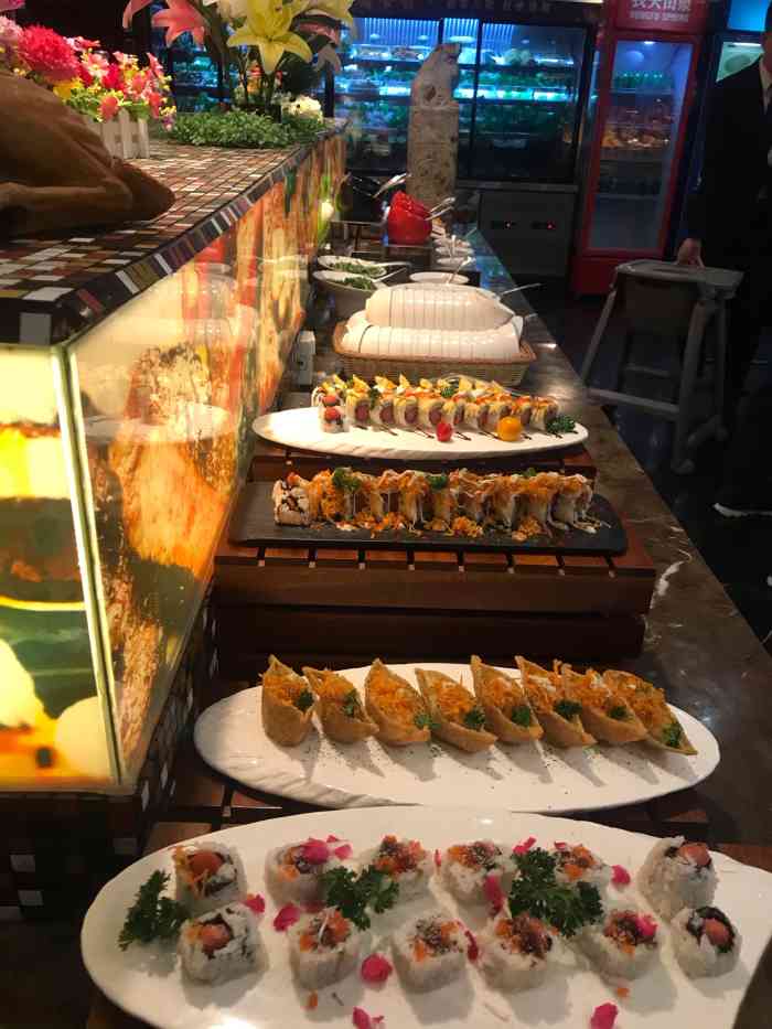 蓝璞酒店餐厅-"之前蓝璞自助餐搞活动的时候抢购了四.