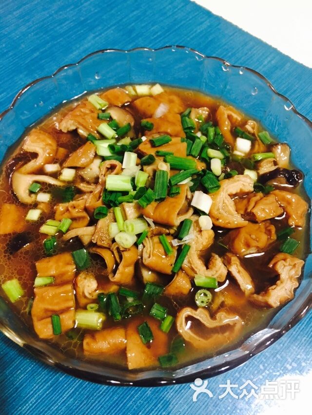 香菇秦肥肠