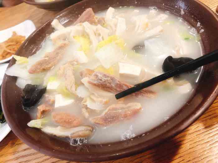 星光里的郑庄脂渣,崂山区也有了卖好吃的脂渣的店,喜欢生意旺旺