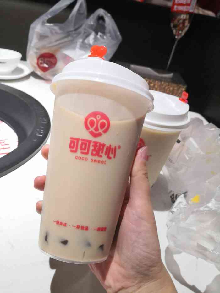 可可甜心奶茶-"花漾城和新亚的中间,顺着臭臭螺蛳粉的