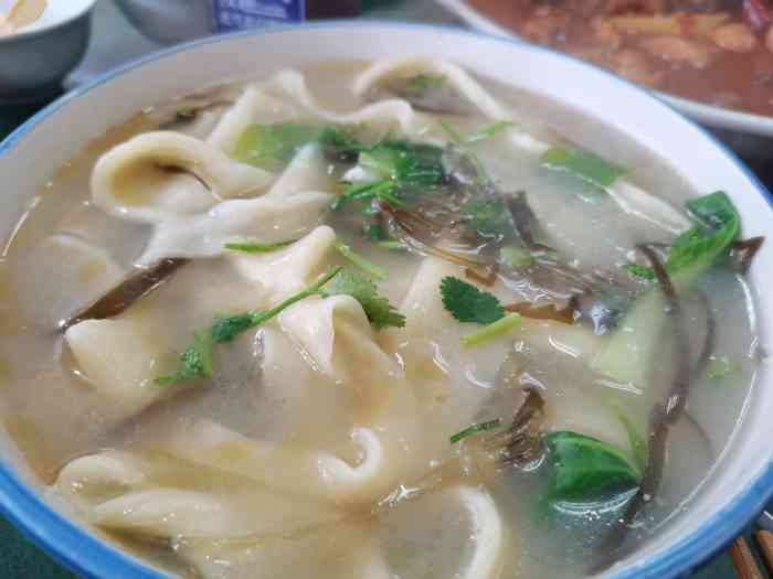 鹁鸽市于记老店烩面馆-"开封烩面也是特色,本来一直想在早上吃当做.