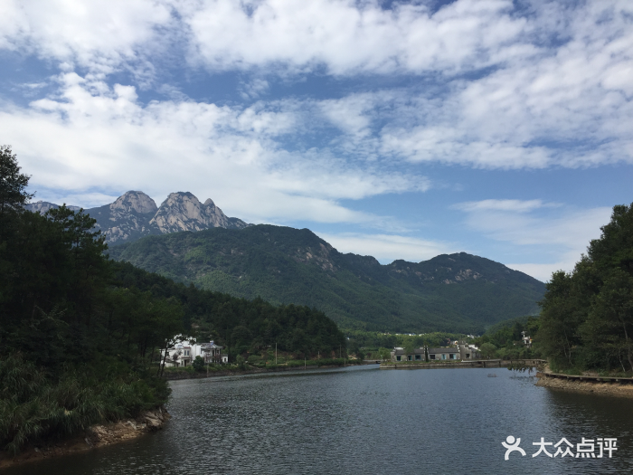 天柱山潜山县青山翠竹生态农庄图片