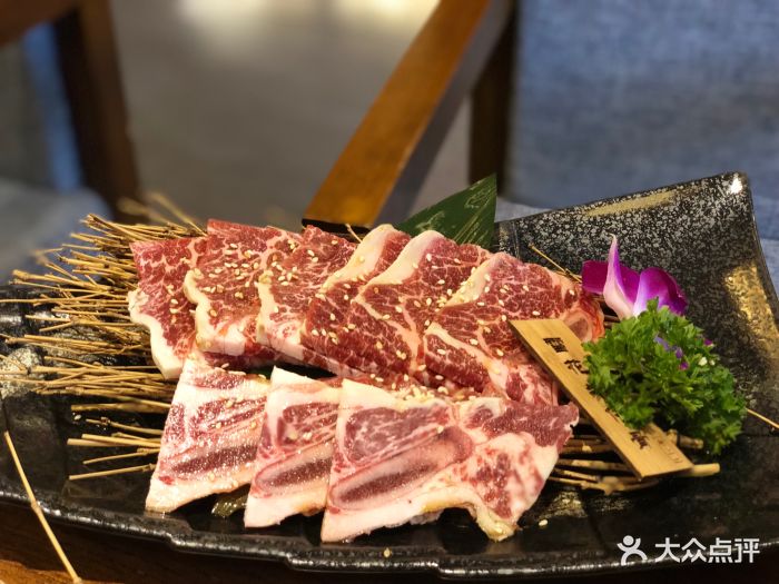 村上一炭火烧肉·霜降和牛工坊雪花牛仔骨图片 第190张