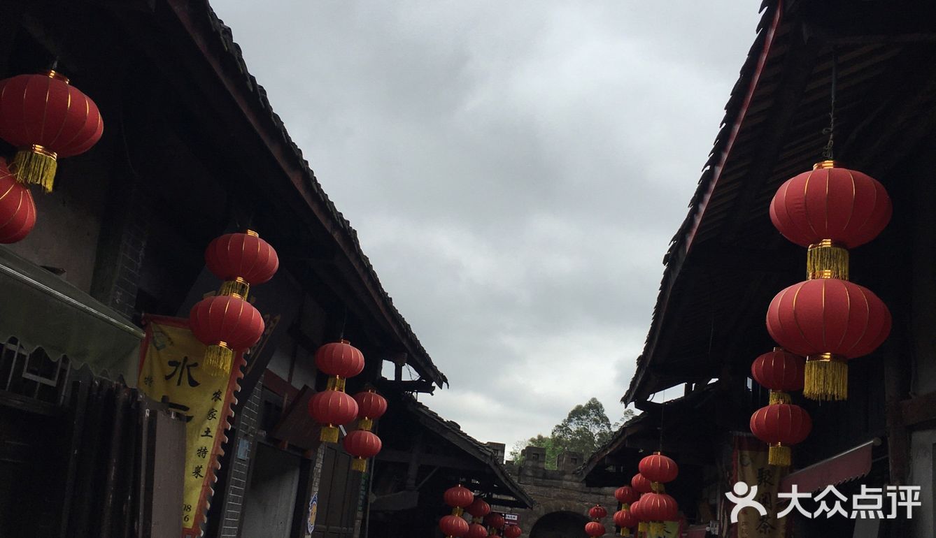 疫情后第一游,原荣昌区路孔古镇,现为万灵古镇