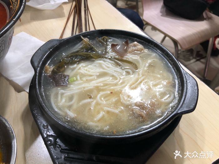 张砂锅米线(静安店)酥肉砂锅米线图片