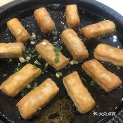 吃饭不照顾别人口味_照顾小宝宝吃饭(3)