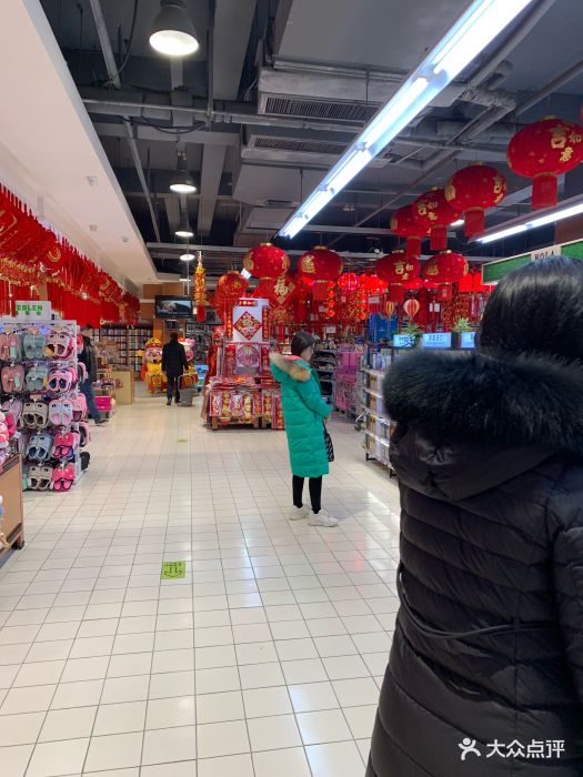 万德隆购物广场图片