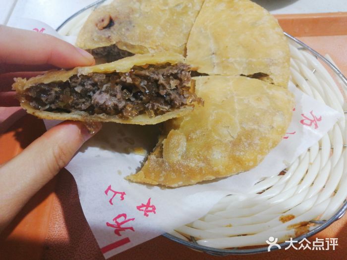 清真·方中山胡辣汤(西华县店)肉盒图片