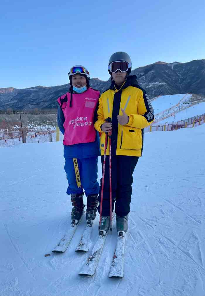 北京西山滑雪场-"西山滑雪场是离市区很近的一个滑雪场,在海.