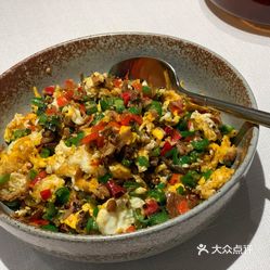 酷湘·湖南庭院餐厅·士大夫湘菜(国贸店)的干锅鱼杂好不好吃?