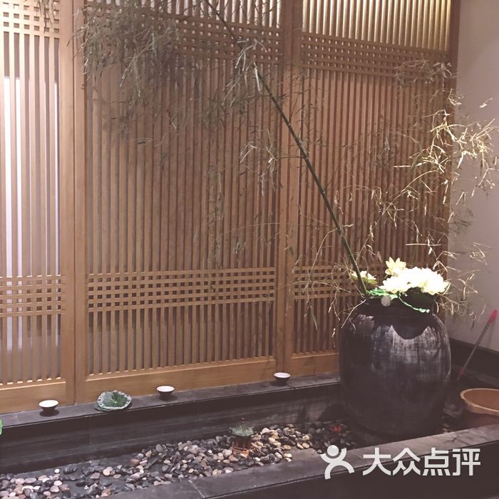 缘来清舍足疗spa养生馆