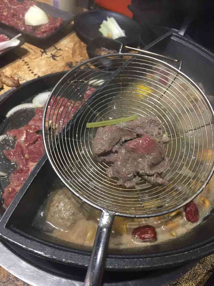百年尾记牛肉火锅-"环境不错,牛肉很嫩,朋友推荐的."-大众点评移动版