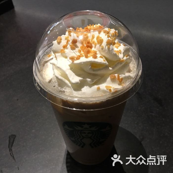 星巴克(荟聚西红门店)太妃榛果风味糖脆拿铁图片 - 第12张