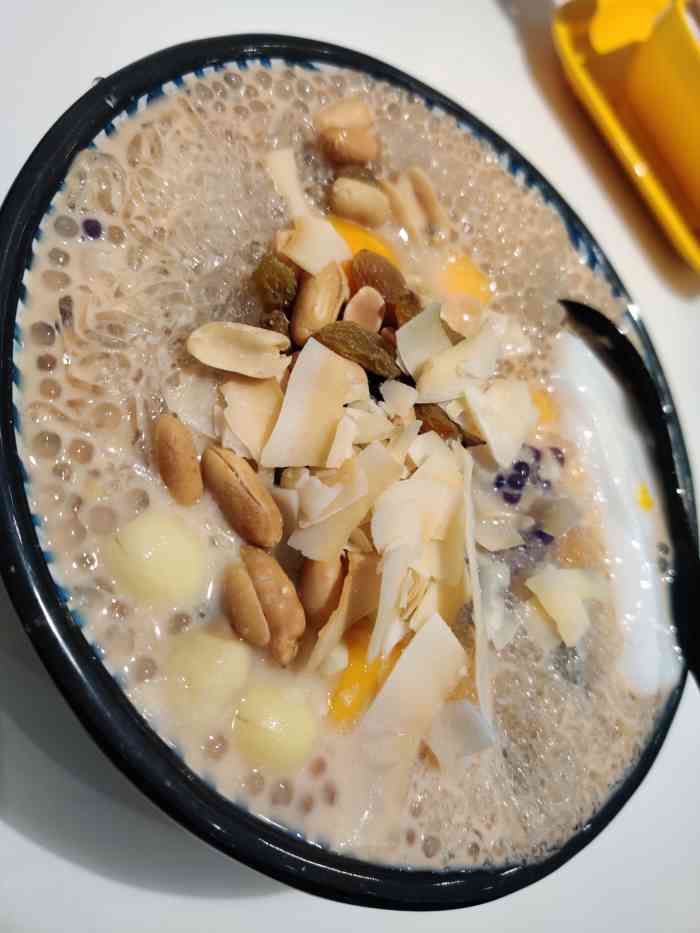 小旭糖水掂(东升总店"抖音刷到的店 听说13宝很受欢迎特意来.