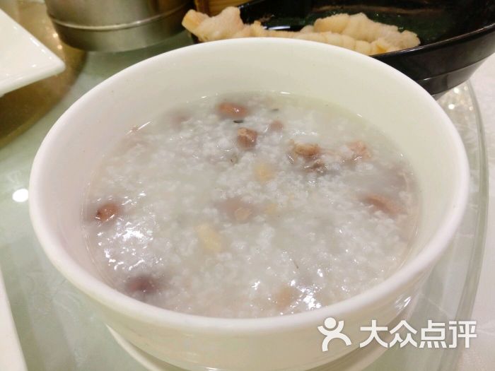 花生眉豆咸骨粥