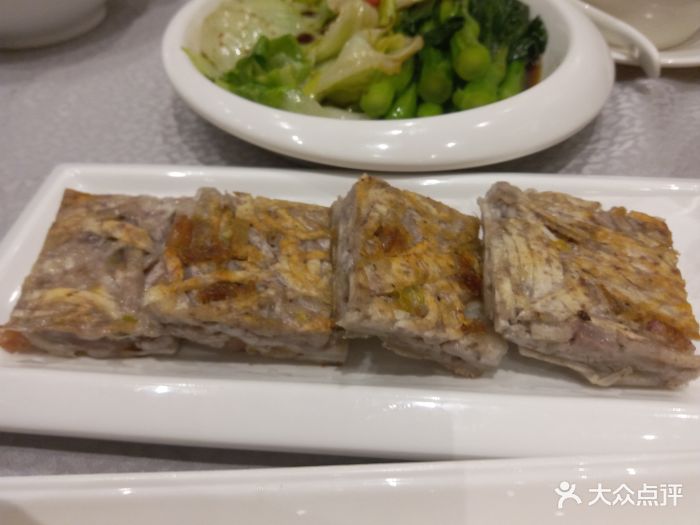 比金皇庭好吃点心出品比较唔错[呲牙][呲牙]-