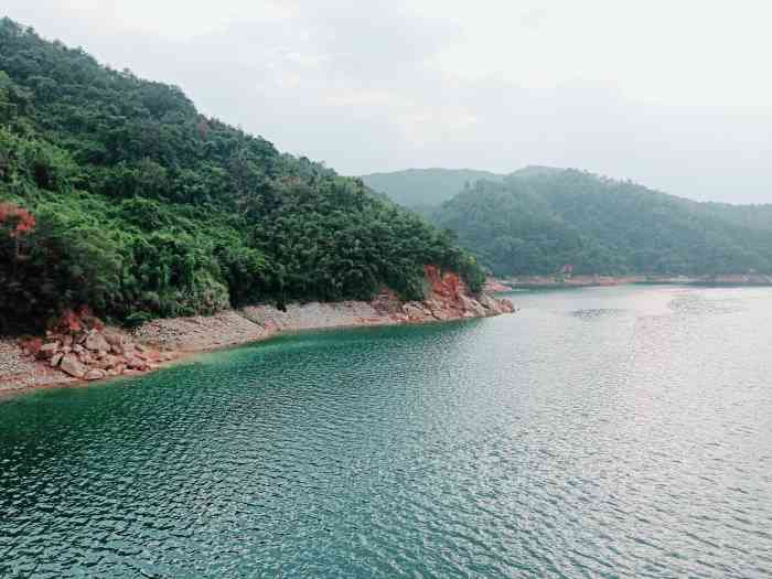 新丰江大坝旅游风景区